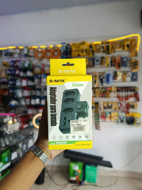 Adaptador de Tomada BM-8703B